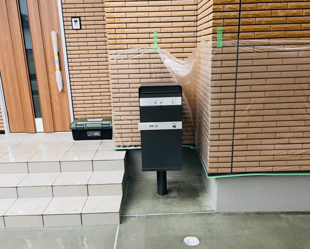ポスト