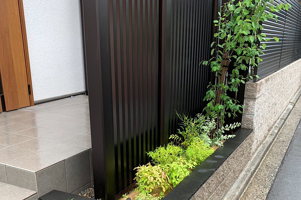 ジューンベリー 植栽工事 目隠し 富山外構 エクステリア