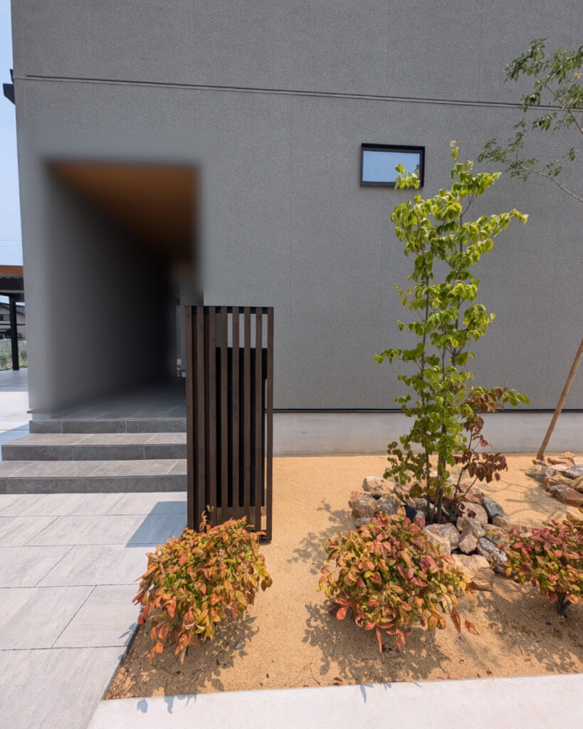 機能門柱 三協アルミ フレムスlight 木調門柱