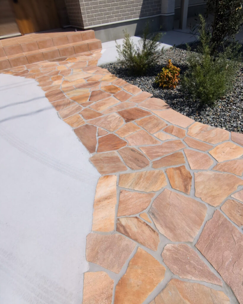 石貼り アプローチ 富山外構 エクステリア アイストップデザイン